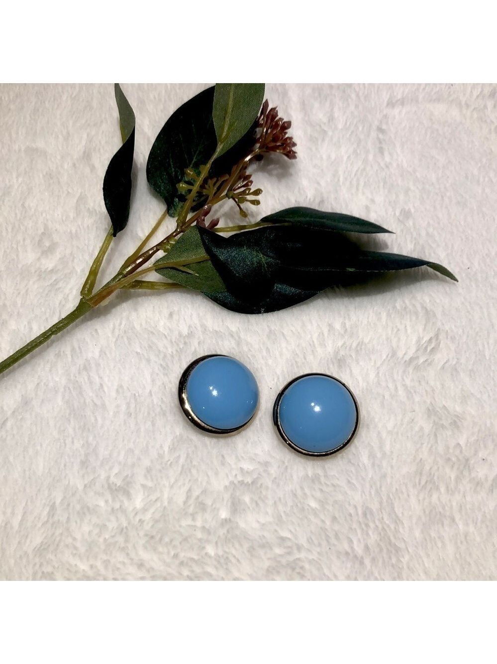 Vintage Coro, Robins Egg Blue Silver Metal Clip On Earring